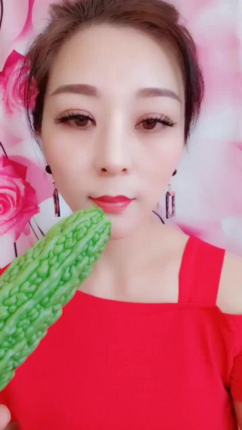 吃瓜照美女,捕捉夏日清新佳人瞬间 第3张 吃瓜照美女,捕捉夏日清新佳人瞬间 第3张